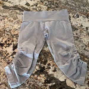 Lululemon cropped leggings